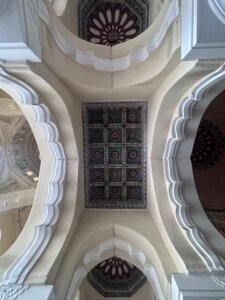 Architectural Marvel Without Girders