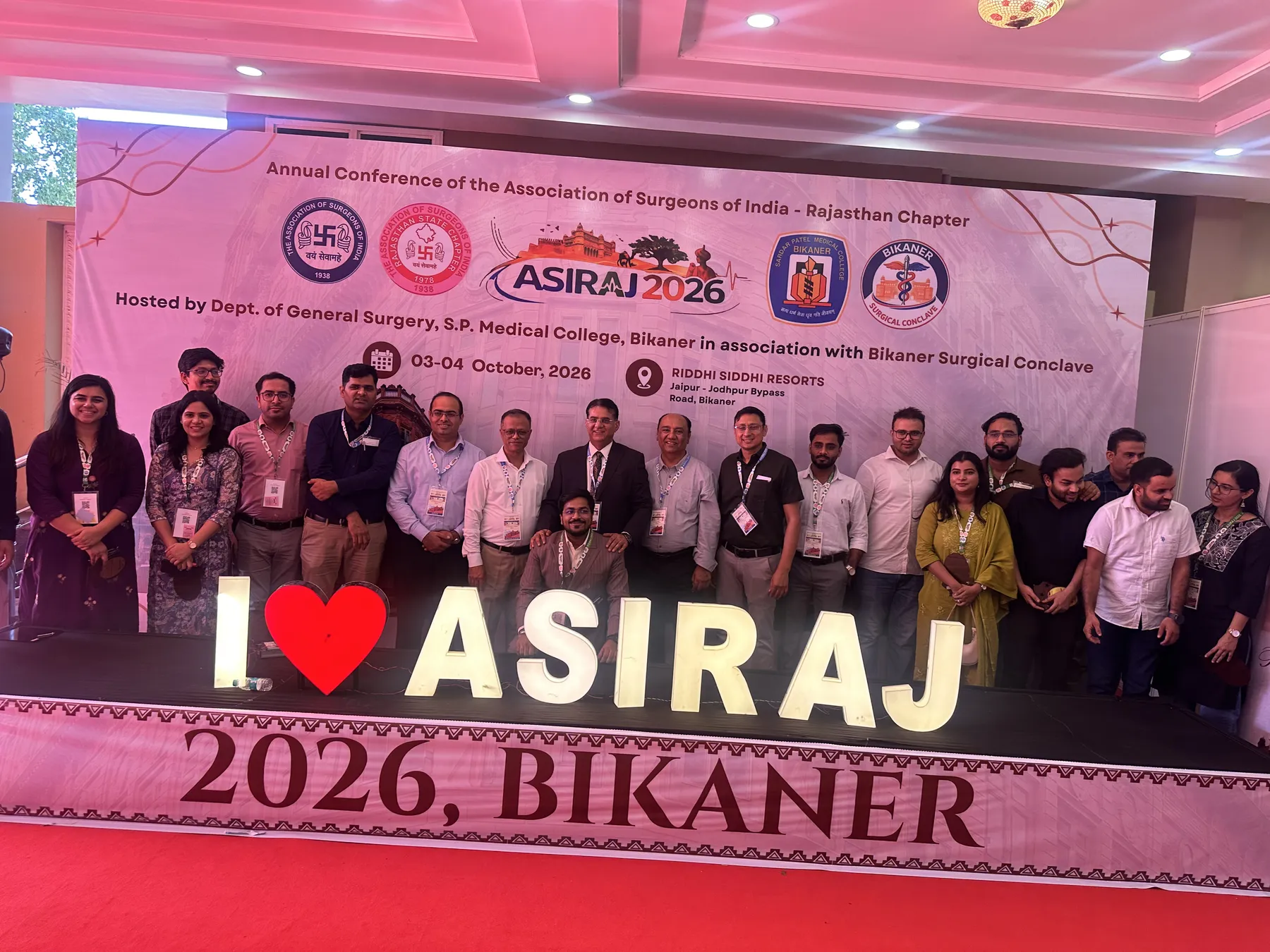 Surgeons and delegates at the ASIRAJ 2026 backdrop, Riddhi Siddhi Resorts, Bikaner